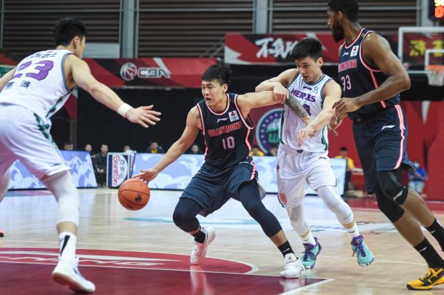 开云平台-有惊无险横扫山东 广东第16次迈上总决赛舞台